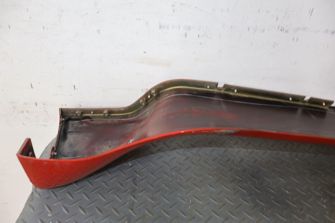 03-06 Chevy SSR Left LH Main Center Rocker Moulding (Redline Red 70U) See Notes