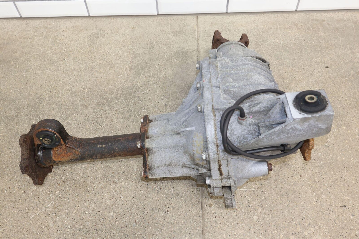 2003-2007 Hummer H2 Front Carrier Differential 4.10 Gear Ratio (GT5) 73K Mies