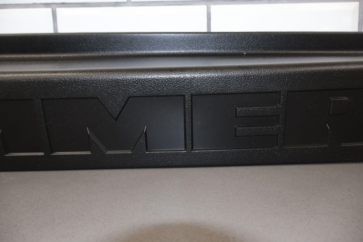 03-05 Hummer H2 REAR Center Bumper Cover Section (Black Textured) See Notes