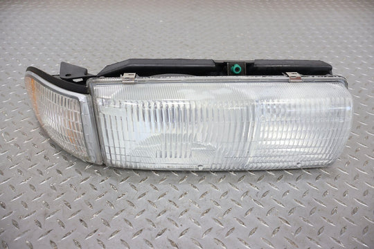 91-96 Buick Roadmaster Wagon Right Passenger Headlight W/Corner Marker (Tested)