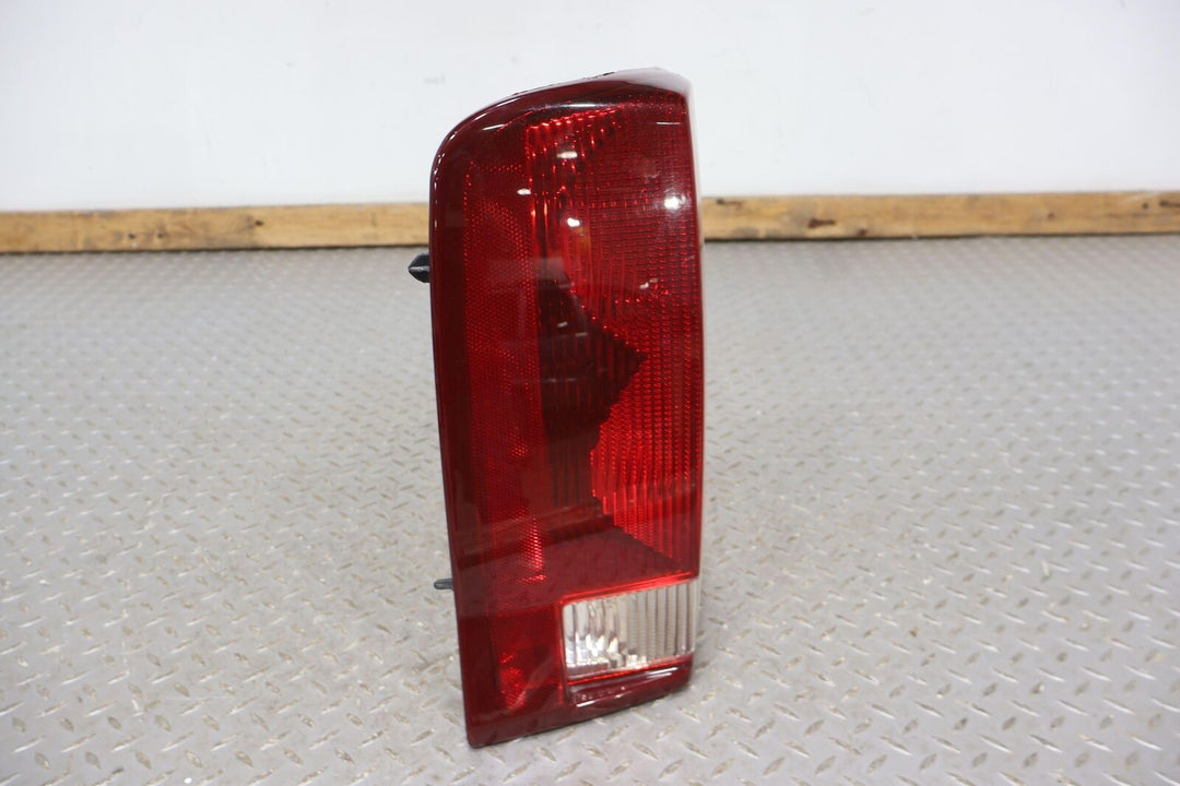 02-06 Cadillac Escalade Short WB Rear Left LH Tail Light Lamp (Tested) OEM