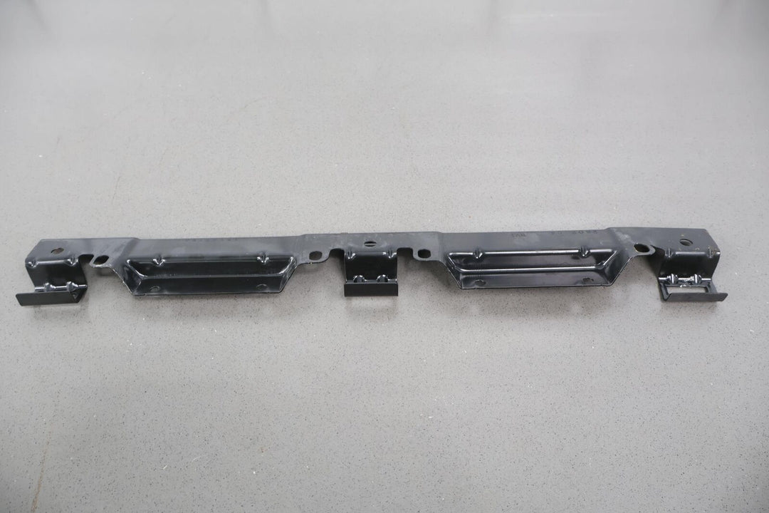 03-06 Chevy Silverado Sierra Crew Cab Rear Right Door Sill Plate Channel Mount