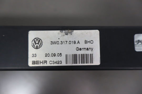 47400128