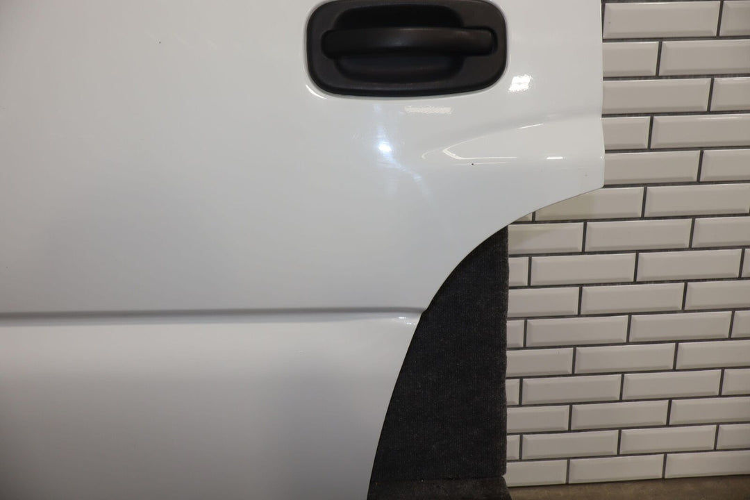 00-06 Chevy Tahoe / Yukon Left Rear Door (Summit White 50U) See Photos