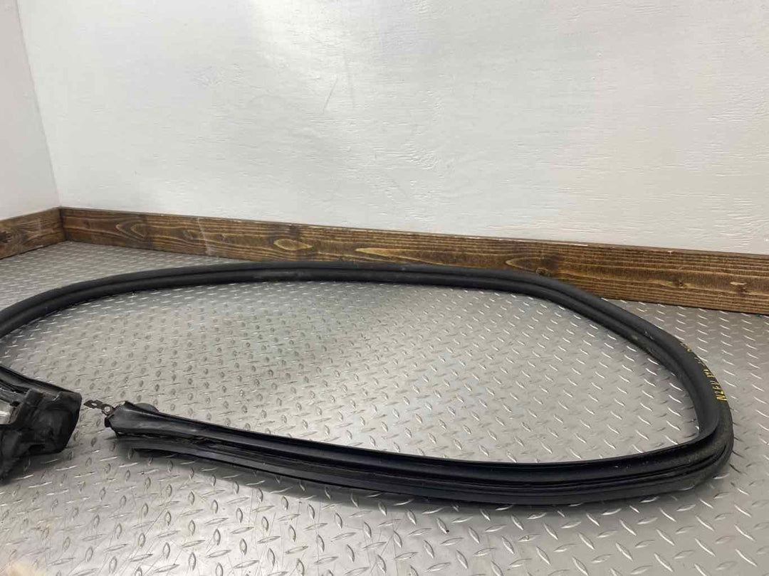 02-05 Ford Thunderbird OEM Right RH Passenger Door Weather Stripping Gasket Seal