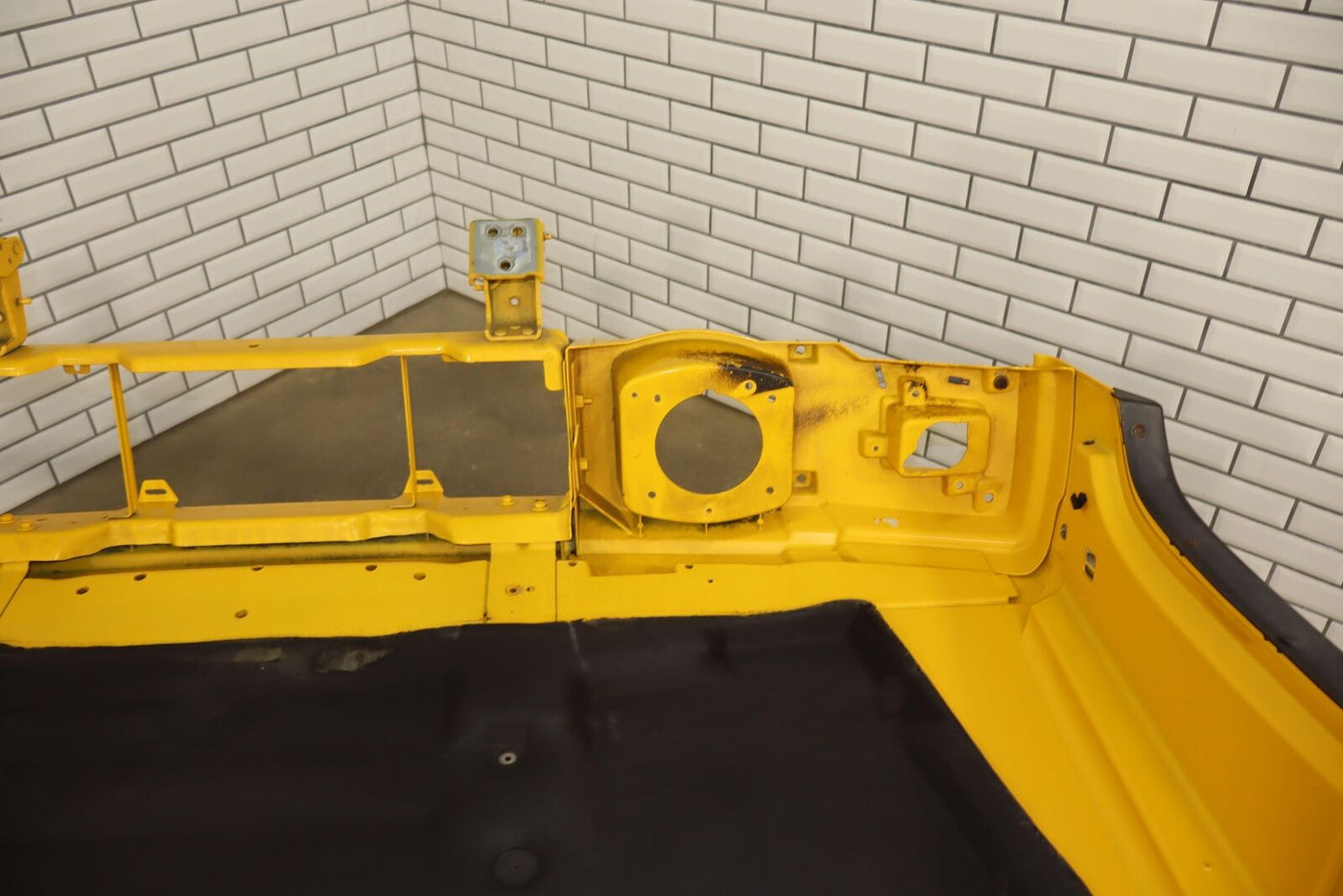 03-07 Hummer H2 Bare OEM Hood Yellow (43U) W/Attached Flares *See Photos*