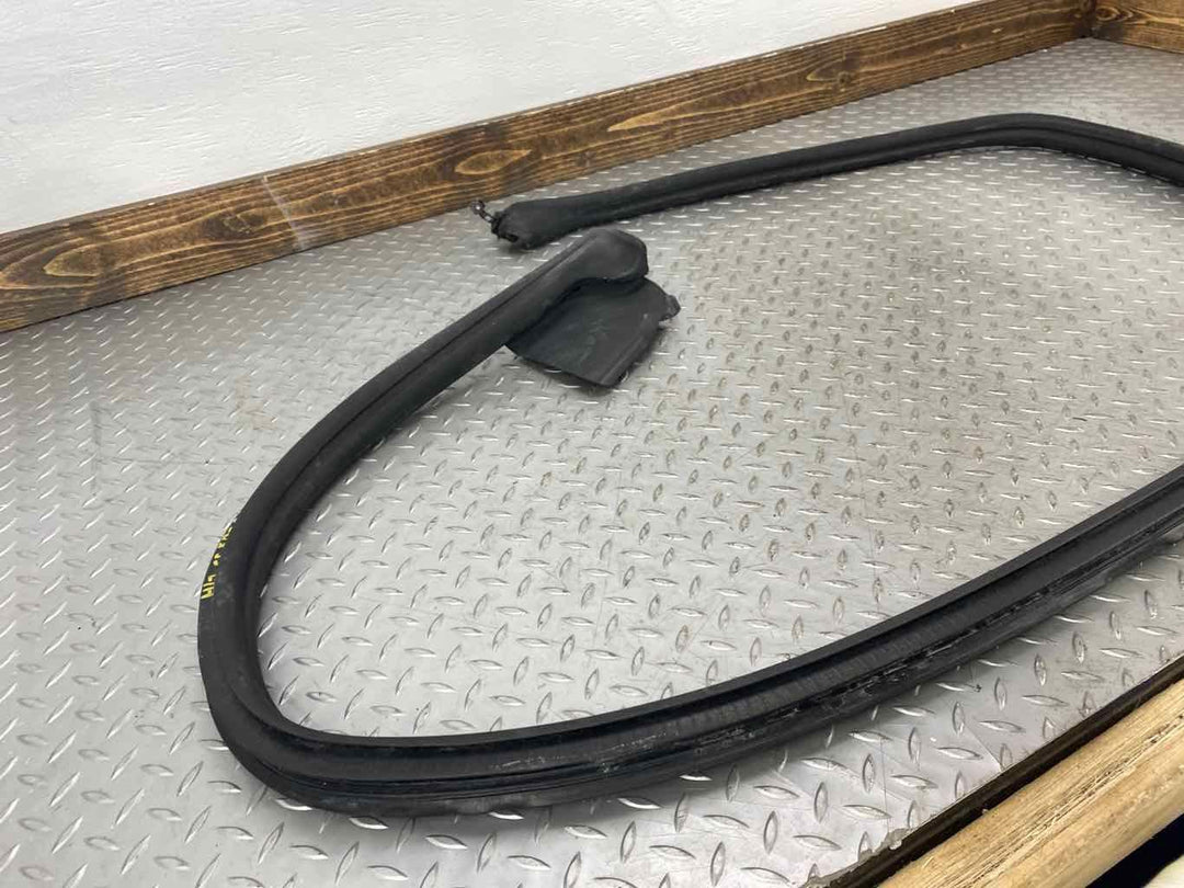 02-05 Ford Thunderbird OEM Left LH Driver Door Weather Stripping Gasket Seal