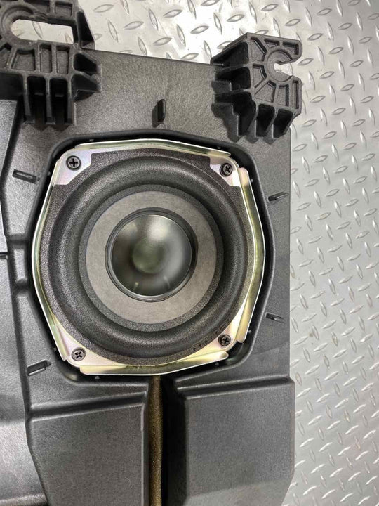 10-13 Chevy Silverado 3500 Factory Bose Subwoofer Speaker (25915806) UNtested