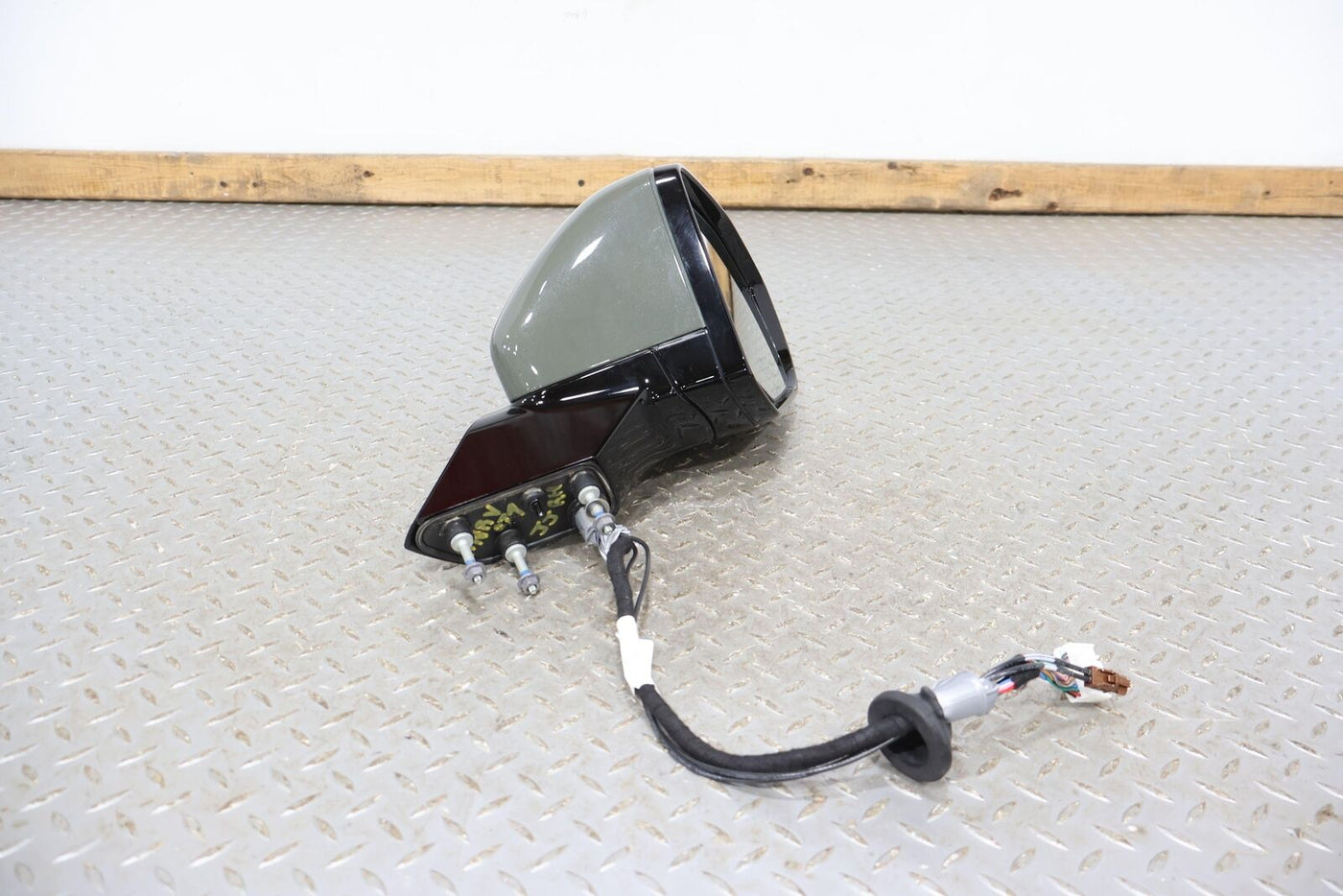 2022-2024 Rivian RS1 Right Power Door Mirror W/Blind Spot Alert (Launch Green)