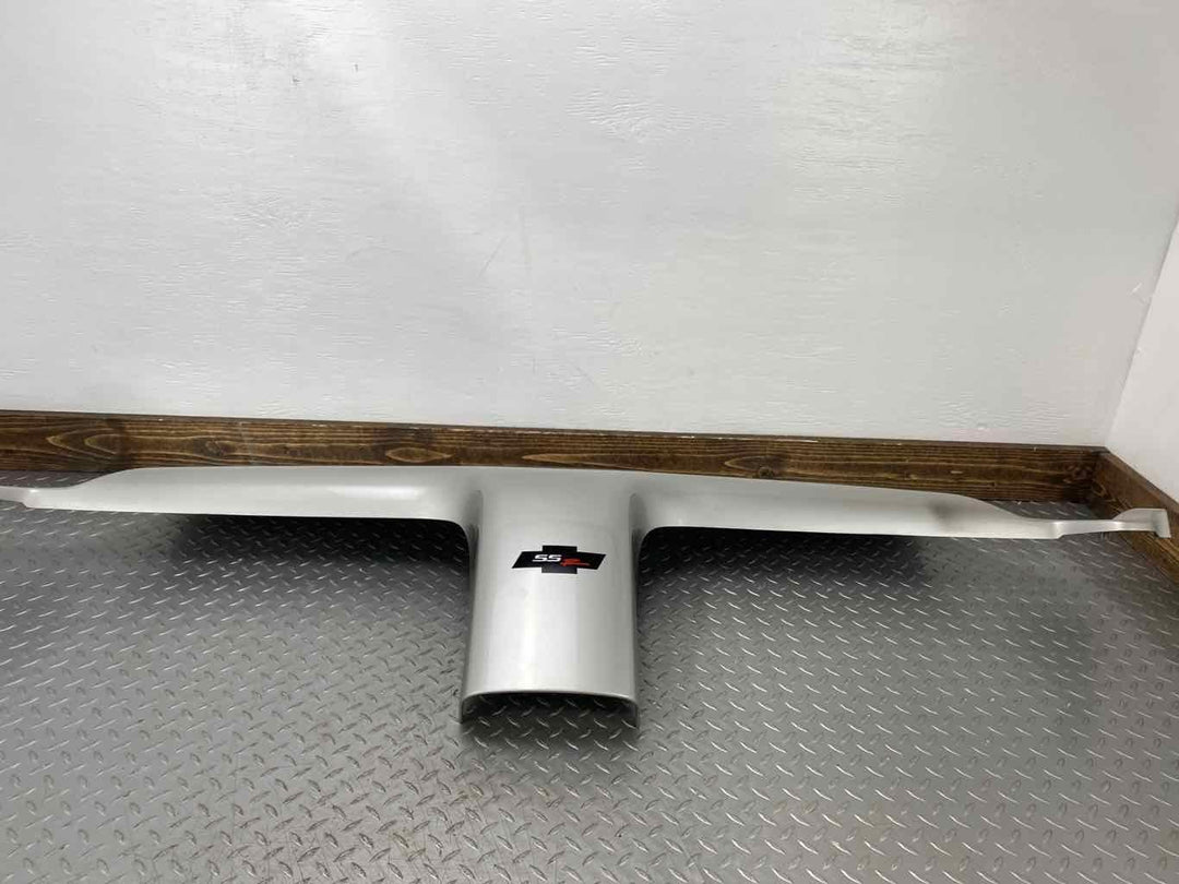 03-06 Chevy SSR Interior Waterfall Trim Panel (Silver Metallic 67U) OEM