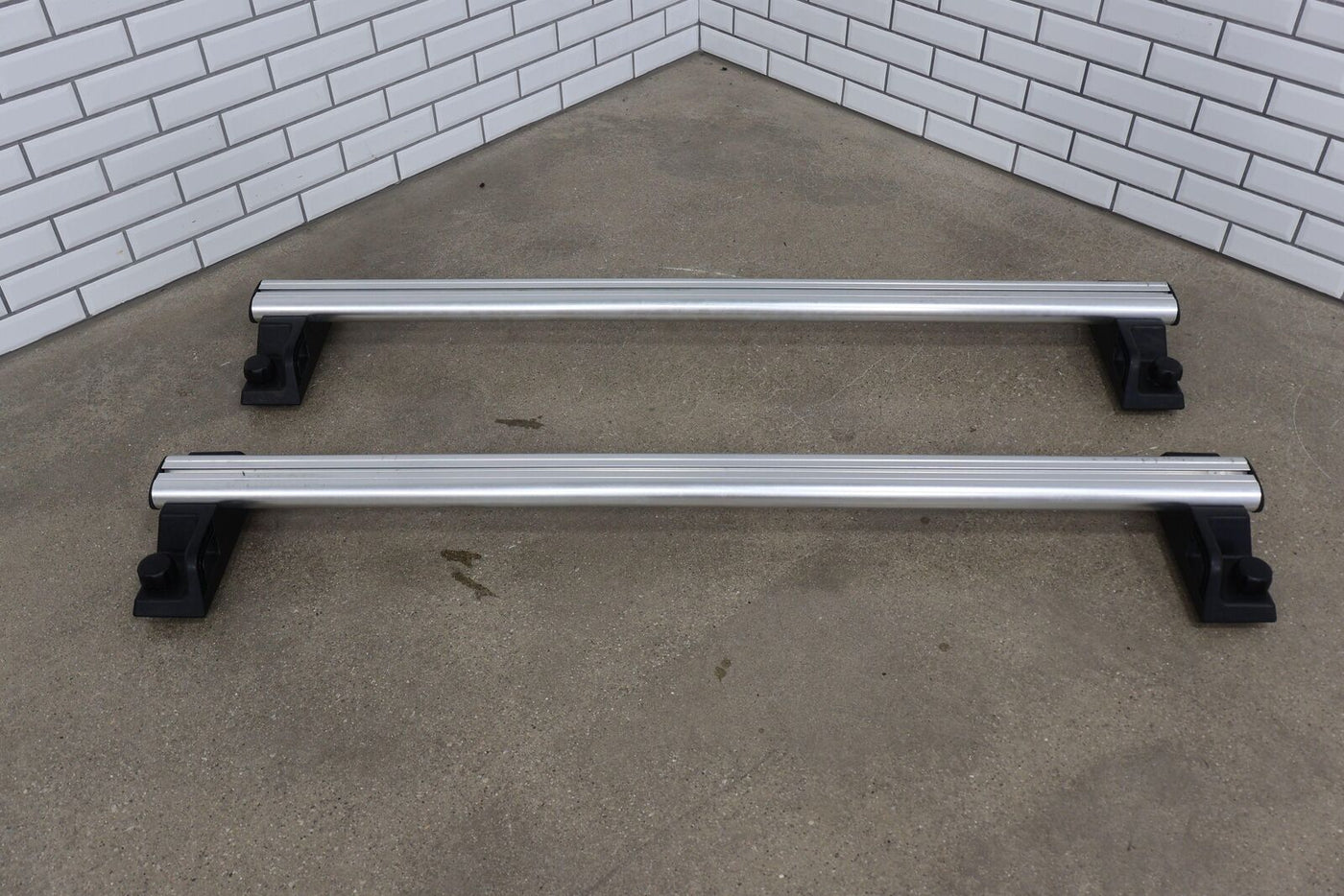 2003-2007 Hummer H2 OEM Roof Rack Luggage Bars (2) No Key (E003)