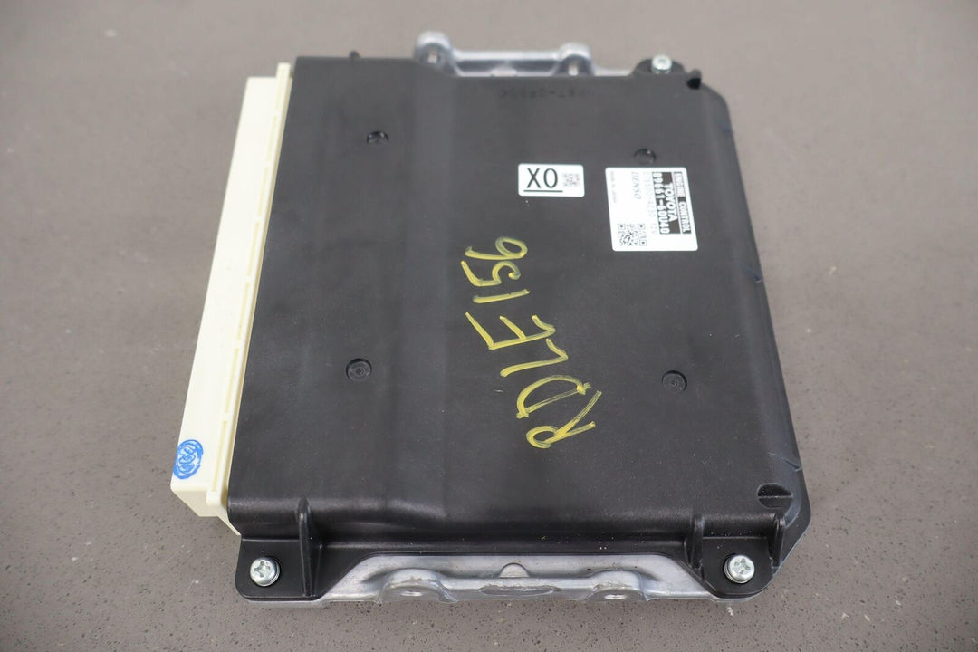 2013 Lexus GX460 4.6L (1URFE) Engine Control Module ECU OEM (89661-60U40)