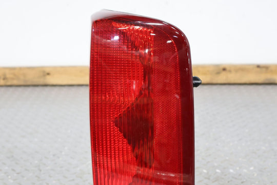 02-06 Cadillac Escalade Right RH Rear OEM Tail Light Lamp (Tested) Solid Mount