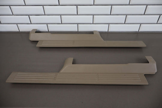 1999-2006 Suburban Silverado Sierra OEM Front Door Sill Scuff Plates (Tan 52d)