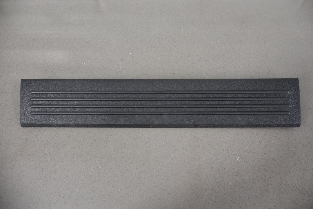 2007-2013 Chevy Silverado Crew Cab / Suburban Sill Plate Set Black