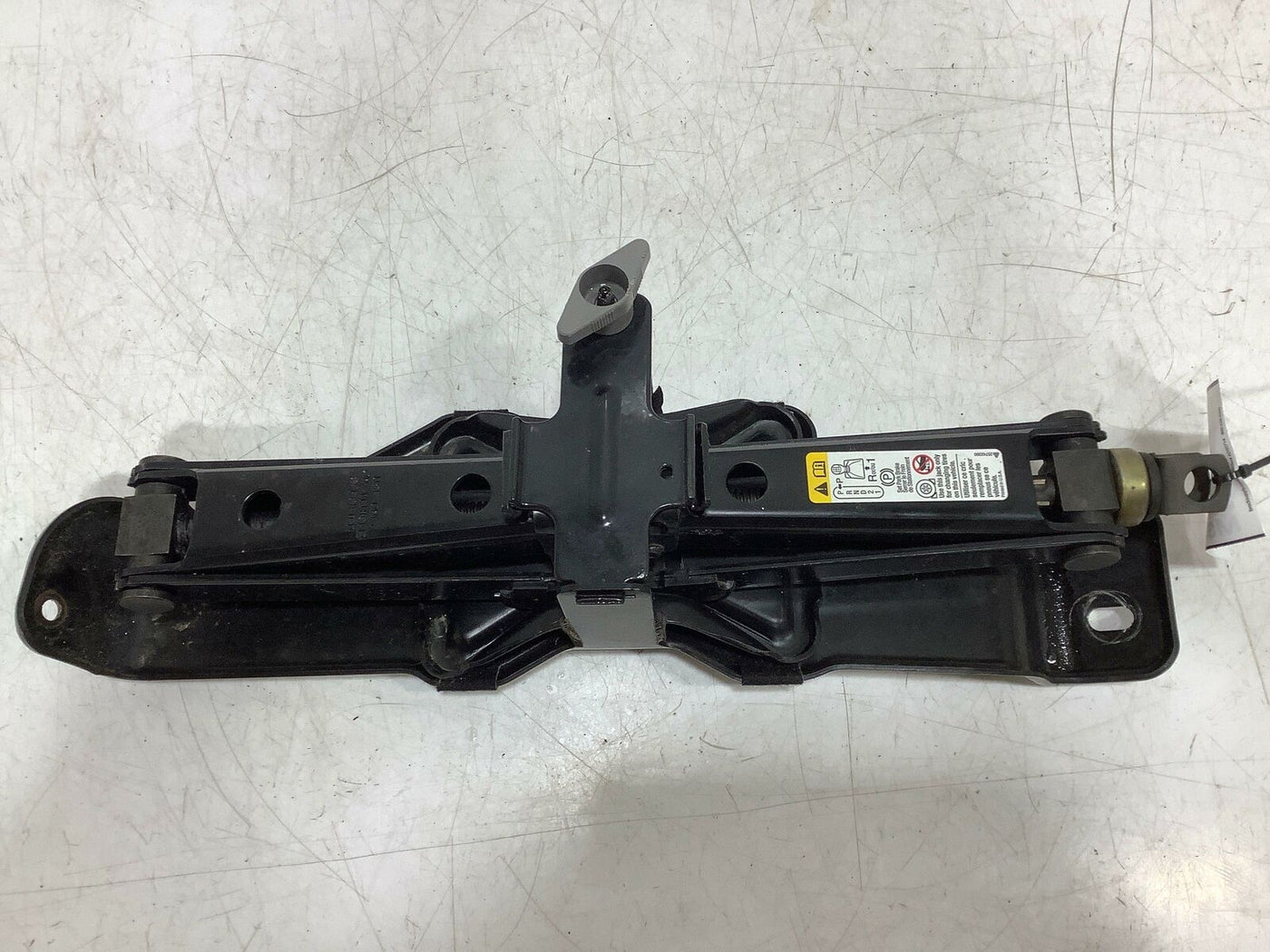 03-07 Hummer H2 OEM Emergency Roadside Jack