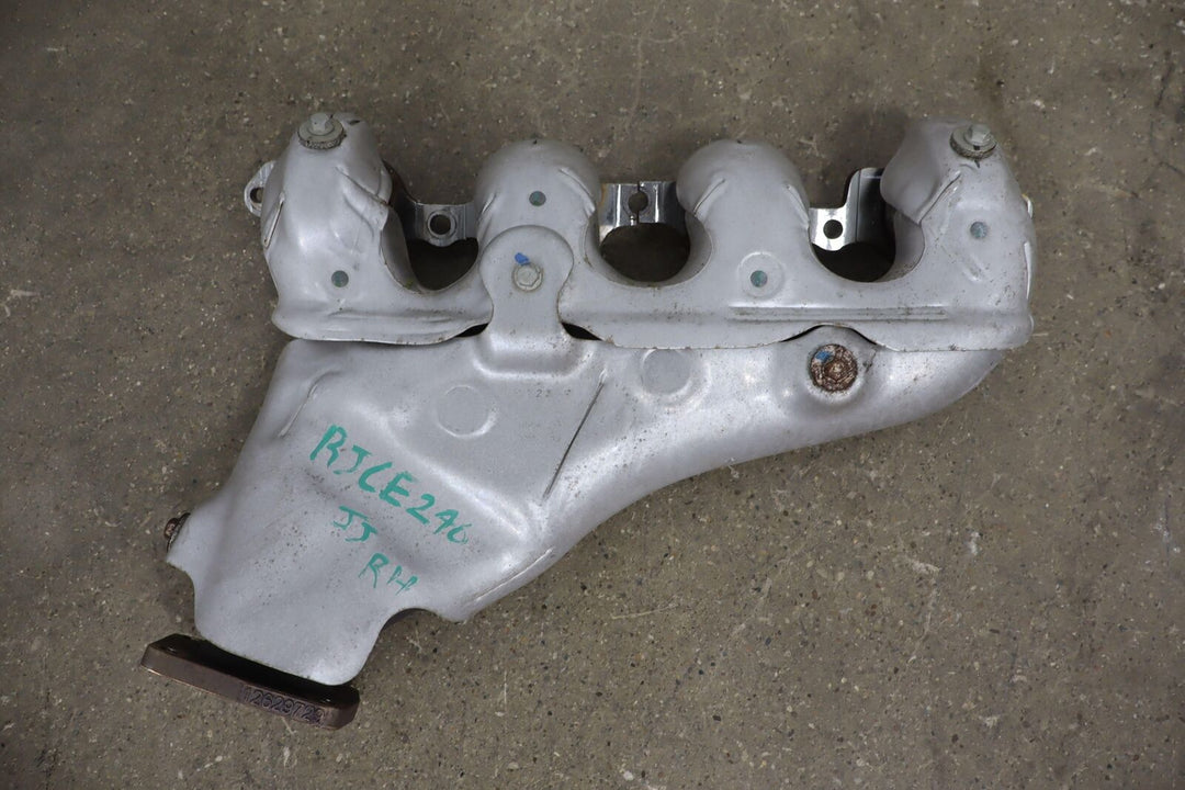 16-23 Chevy Camaro SS 6.2L Pair of LH&RH Exhaust Manifolds OEM 12629728