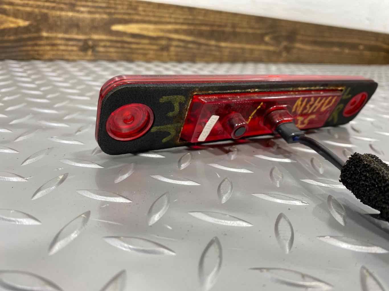 03-09 Hummer H2 Rear Left (Quarter Mount) Red LED Side Marker Light OEM Tested