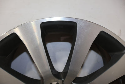 10-13 Range Rover Sport Single 20X9.5 OEM 10 Spoke Diamond Turn Wheel Curb Rash