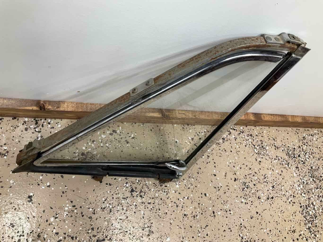 1954 Hudson Super Jet Passenger Right Front Vent Glass / Window