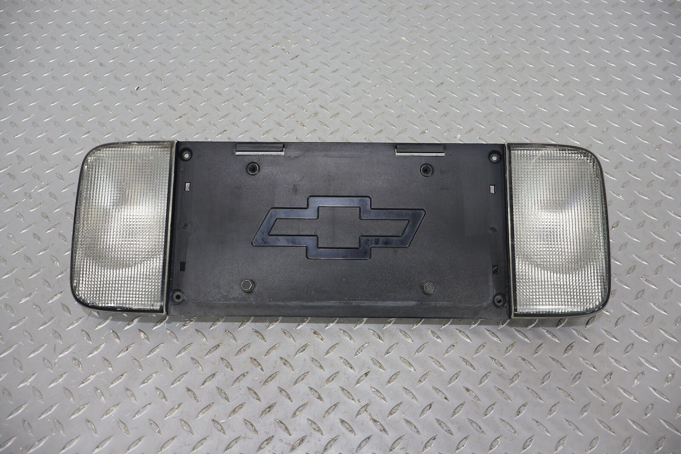 97-04 Chevy C5 Corvette Rear Tail Finish Panel (Textured Black) W/Reverse Lights