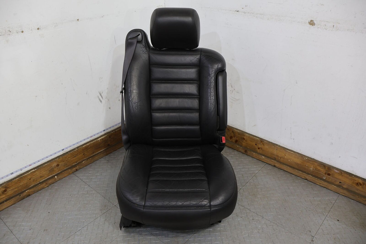 05-07 Hummer H2 Front Right RH Leather Seat (Ebony 482) Power Tested Mild Wear