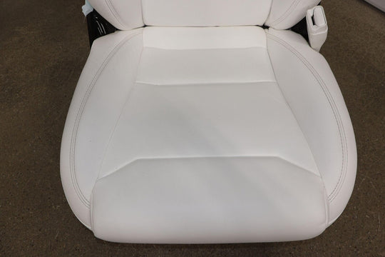 16-20 Tesla Model X Front Right Power Leather Seat (White) For Parts Or Repair