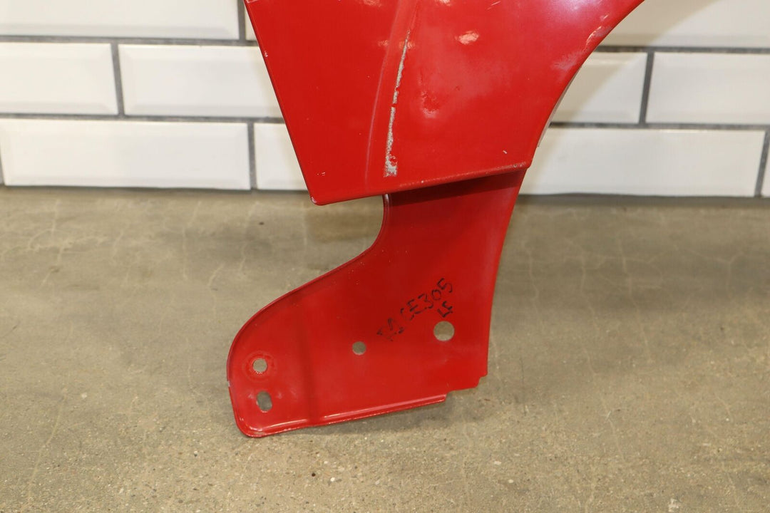 99-02 Chevy Silverado 99-06 Tahoe/Yukon Driver Left Fender Victory Red 74U