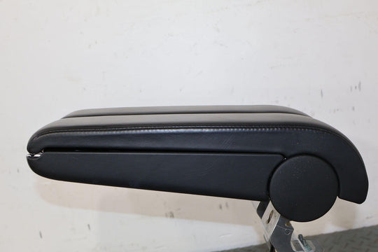 03-10 Bentley Continental GT Front Pair Console Lids/Armrests Leather (Black)