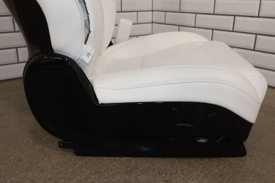 16-20 Tesla Model X Front Right Power Leather Seat (White) For Parts Or Repair