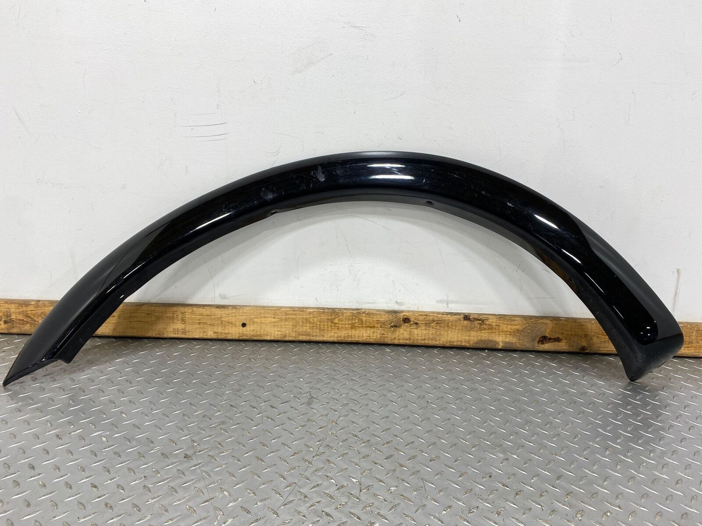 97-04 Ford F150 Harley Davidson Left Front Fender Flare (Ebony) Heavy Wear