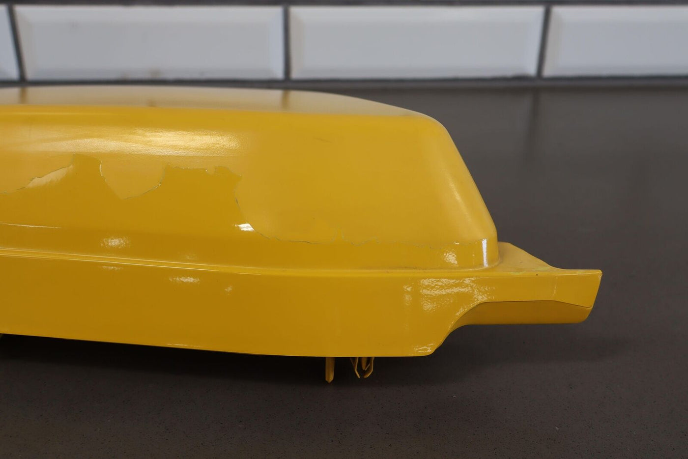 03-09 Hummer H2 Left Driver Cowl Vent Panel End Cap Yellow 43U