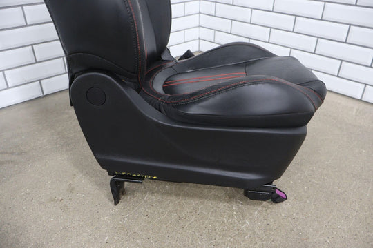 12-17 Fiat 500 Abarth Coupe Front Right Leather Bucket Seat (Black/Red Stitch)