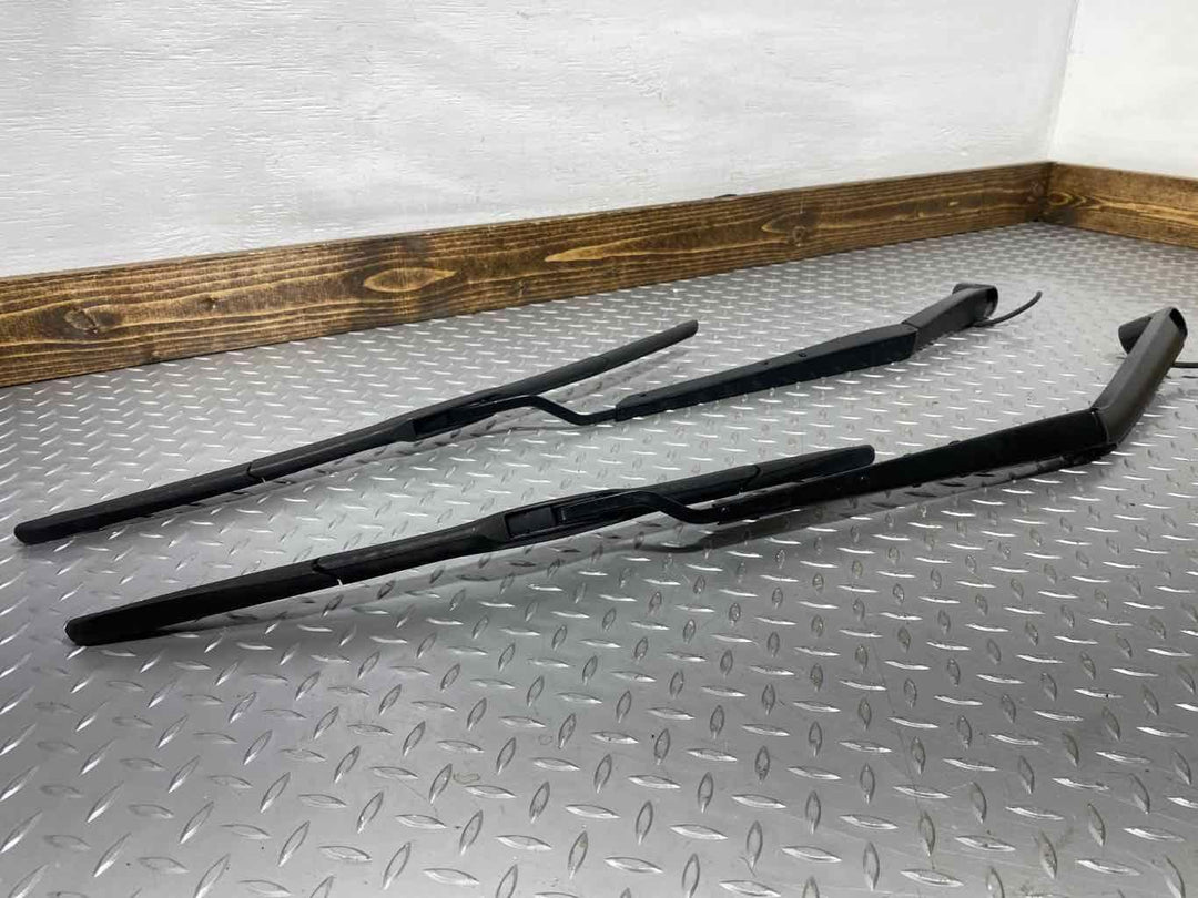 14-19 Chevy Corvette C7 Pair Left & Right Windshield Wiper Arms W/Blades OEM