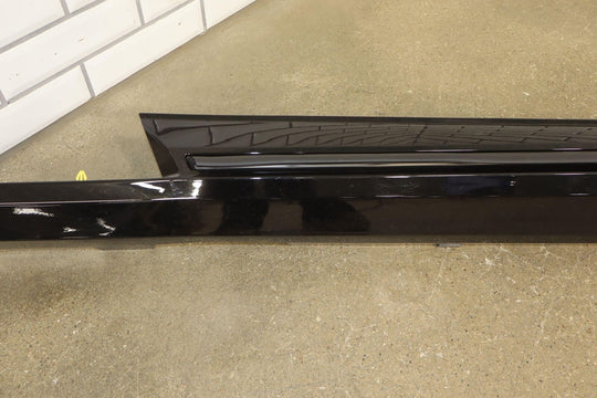 16-24 Chevy Camaro SS Convertible Left Driver Rocker Molding (Black GBA)