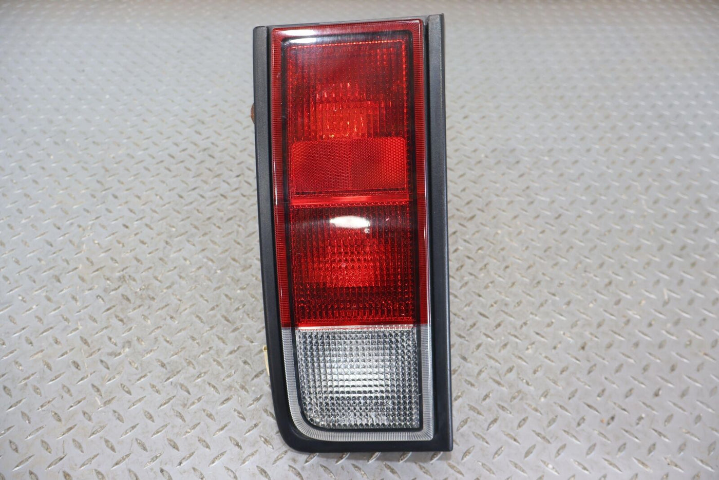 05-09 Hummer H2 Left LH Driver Tail Light Lamp OEM (SUV) Tested