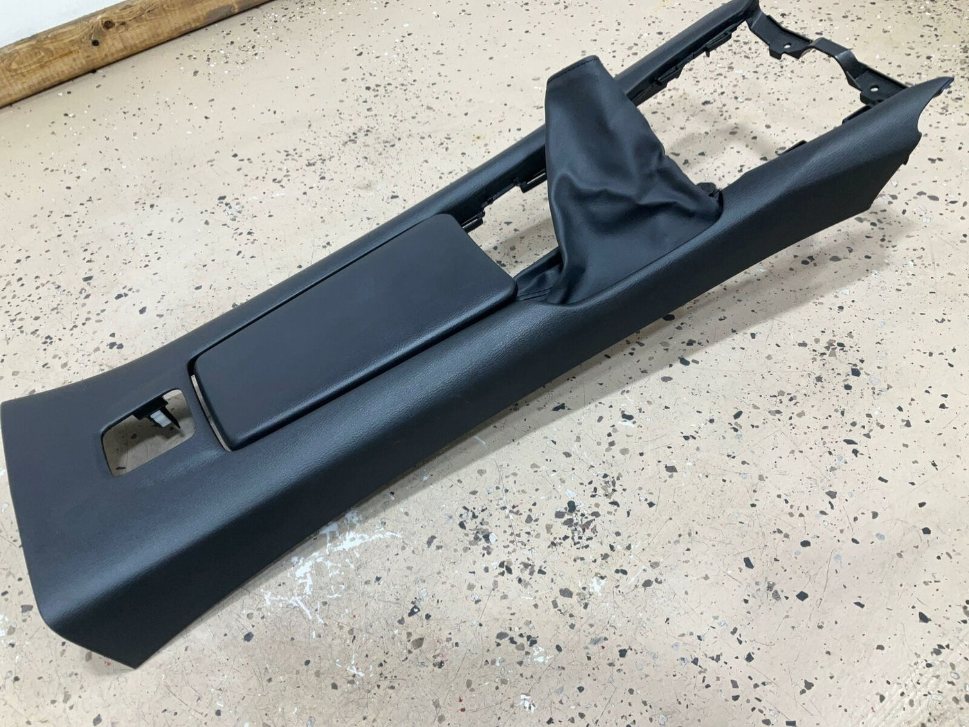 2017 Fiat 124 Spider Center Floor Console OEM (See Description)