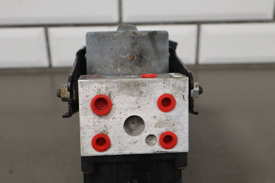 1999-2002 chevy Camaro ABS Brake Pump & Module W/Bracket 10424856 OEM