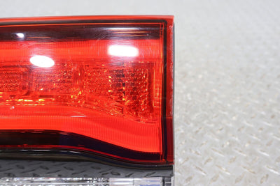 14-22 Jeep Grand Cherokee Rear Right RH Tail Light (Tailgate Mount) Black Trim