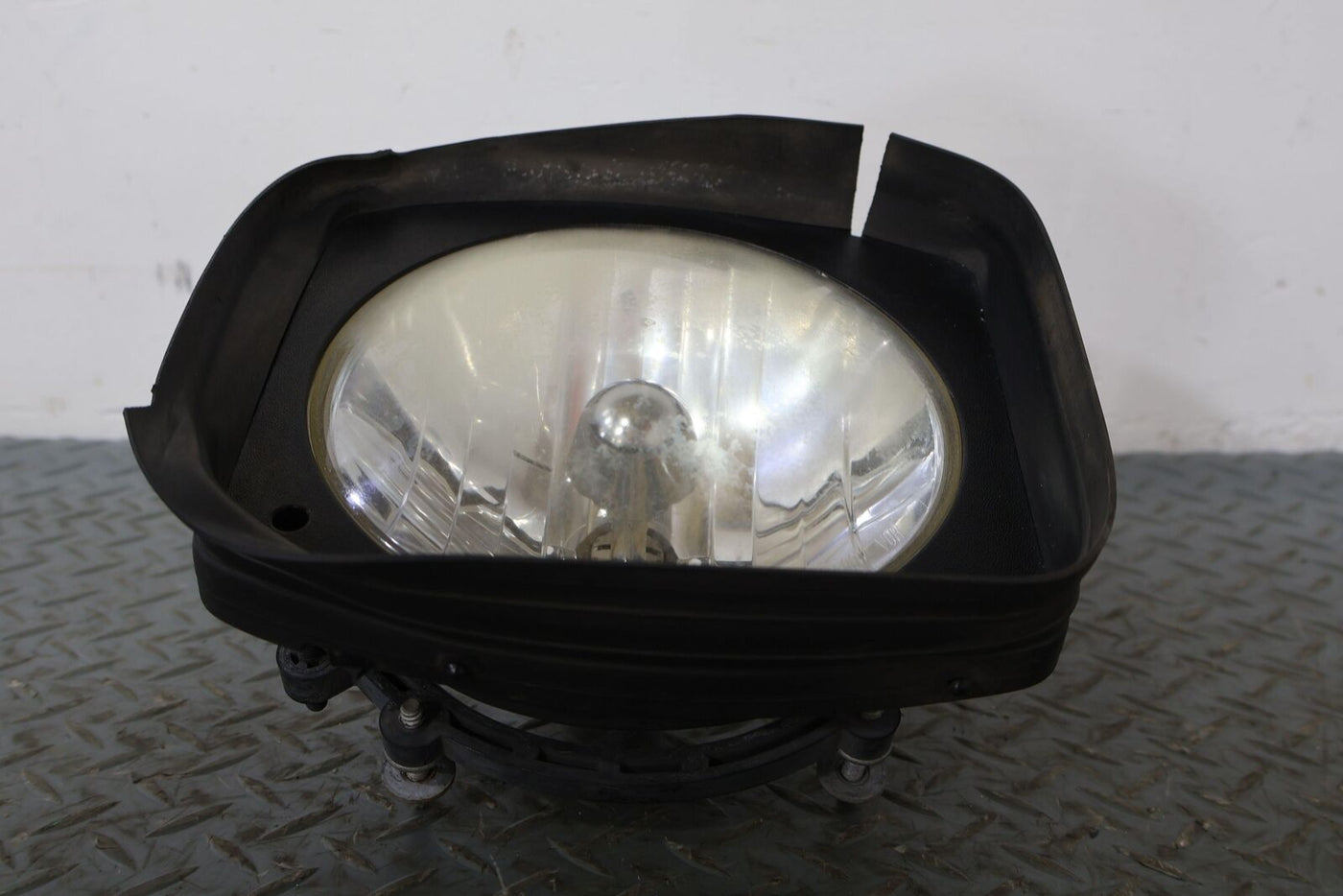 03-09 Hummer H2 Right RH Headlight Lamp W/ Side Marker (Tested) Lt. Haze