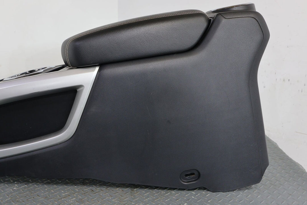 16-22 Nissan Titan XD Pro-4x Floor Center Console W/Lid (Black G) Good Latch