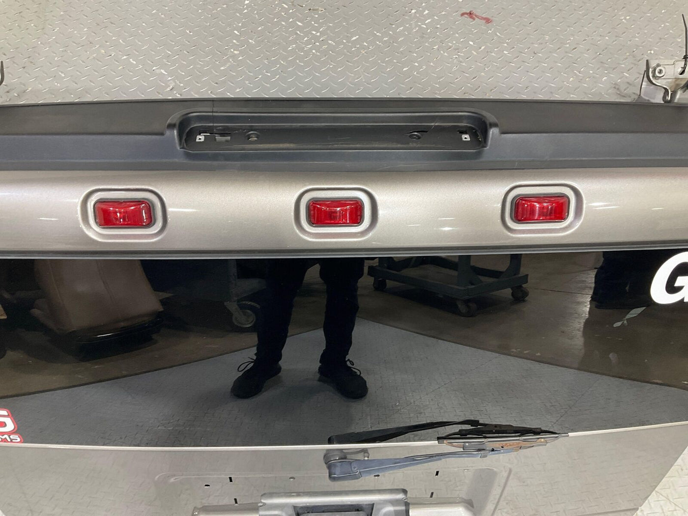 03-09 Hummer H2 Decklid Hatch BARE (Graystone Metallic 16u) See Description