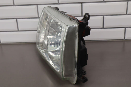 98-05 Toyota Land Cruiser Right Passenger Headlight Lamp *Repaired Tab*