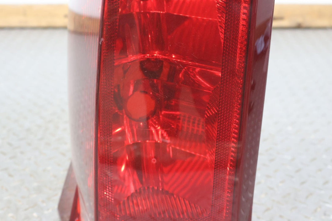 02-06 Cadillac Escalade Short WB Rear Left LH Tail Light Lamp (Tested) OEM