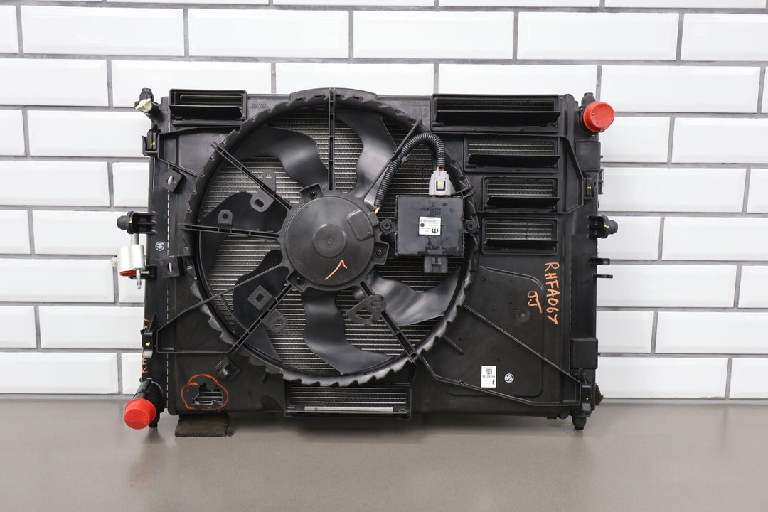 17-19 Fiat 124 Spider 1.4L Engine Radiator/Condensor/Cooling Fan/Shroud (97K)