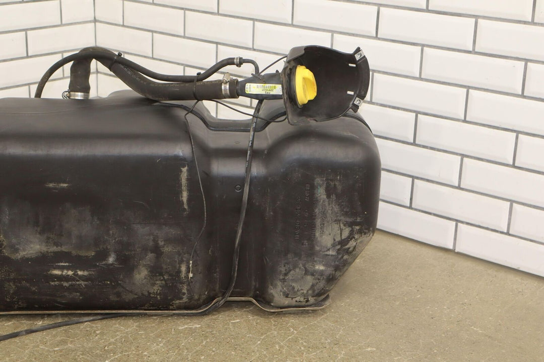 2004-2018 GMC Sierra/Silverado 1500 5.3L 26 Gallon Fuel Tank with Pump OEM