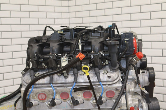 Chevy 5.3L V8 (LM4) Engine W/Auto Trans (2WD 4L65E) LS Dropout Video Tested 37K