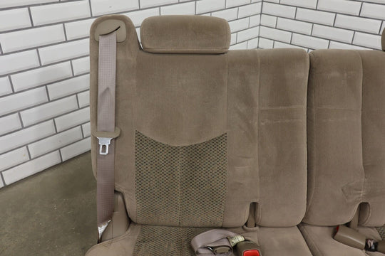 2001-2006 Chevy Tahoe/Yukon Cloth 3rd Row Seat (Neutral) See Photos