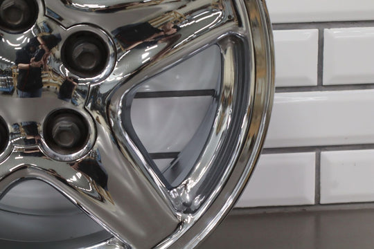 97-99 Chevy Camaro Single (1) 16x8 Chrome 5 Spoke Wheel *Mild Corrosion*