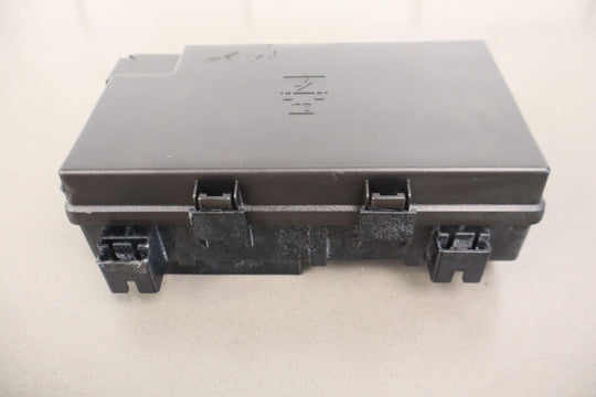 14-19 Ram 1500 3.0L Diesel Engine Fuse Relay Junction Box (68258536AA) 93K